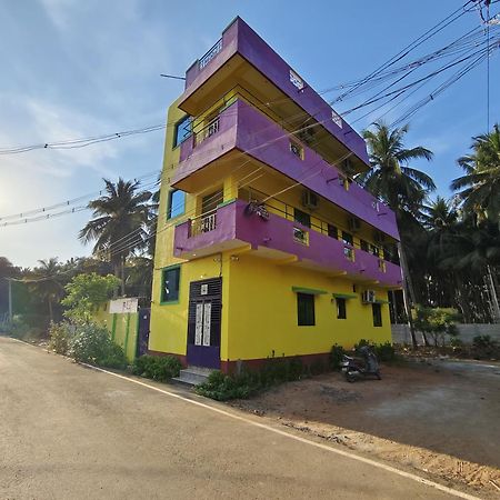 פונדיצ'רי Gratitude Inn, Near Serenity Beach מראה חיצוני תמונה